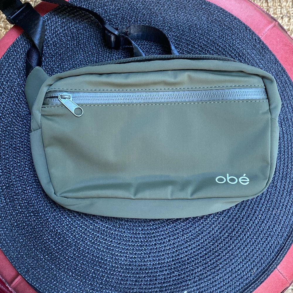 Obe crossbody like new